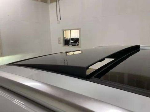 Used 2024 Audi Q4 e-tron Prestige image 25