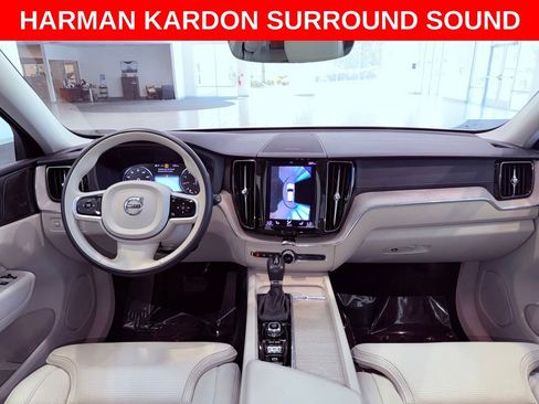 Used 2021 Volvo XC60 T5 Inscription w/ Protection Package image 14