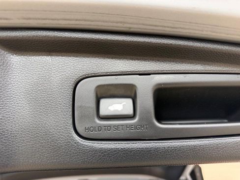 Used 2024 Honda CR-V Sport Touring image 5