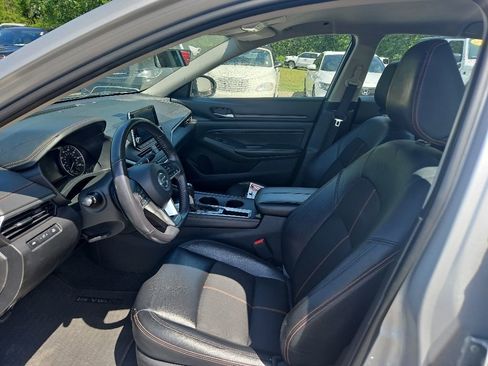 Used 2022 Nissan Altima 2.5 SR FWD image 15