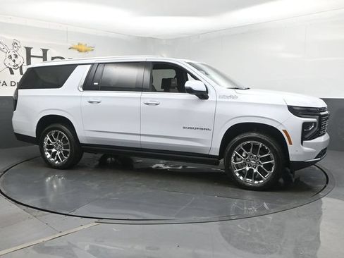 New 2026 Chevrolet Suburban High Country AWD/4WD image 1