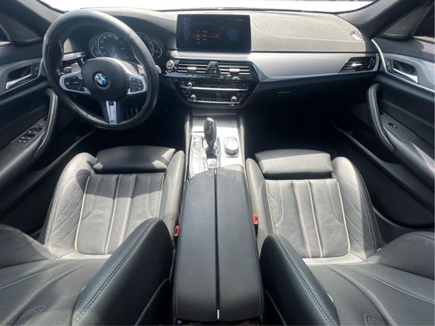 Used 2019 BMW 540i xDrive w/ M Sport Package AWD/4WD image 2