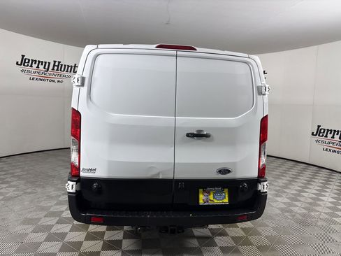 Used 2020 Ford Transit 250 Low Roof image 5