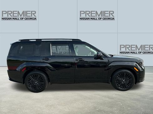 Used 2024 Hyundai Santa Fe Calligraphy FWD image 4