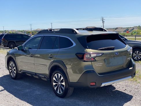 Used 2025 Subaru Outback Limited AWD/4WD image 7