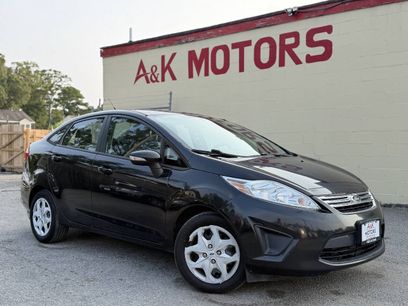 Used 2013 Ford Fiesta SE