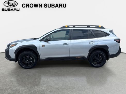Used 2025 Subaru Outback Wilderness AWD/4WD image 7