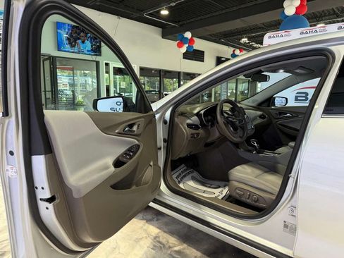 Used 2021 Chevrolet Malibu LS FWD image 25