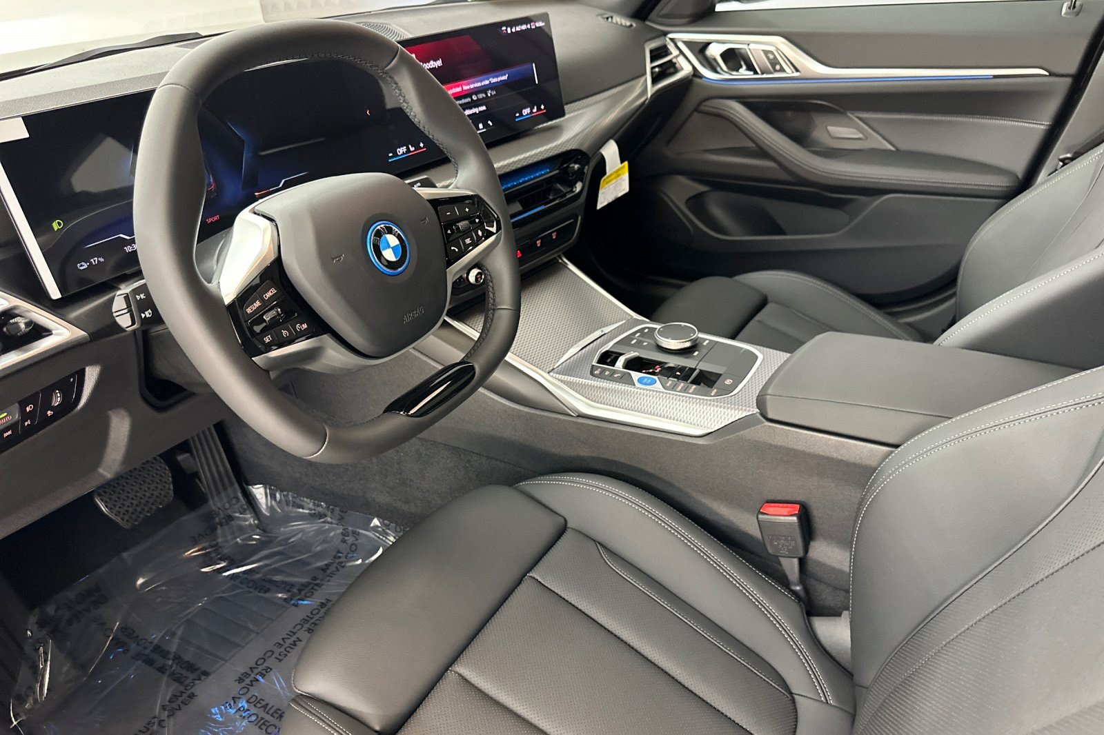 New 2026 BMW i4 eDrive40 w/ Parking Assistance Package RWD image 4