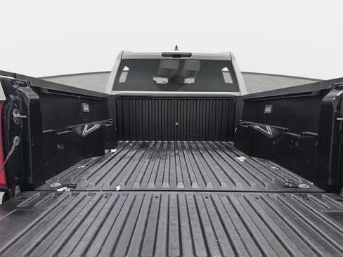 Certified 2024 Toyota Tacoma TRD Off-Road AWD/4WD image 28