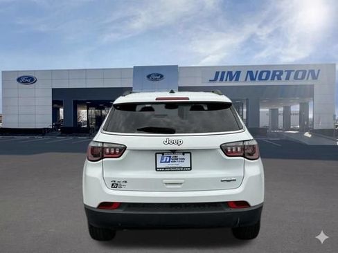Used 2024 Jeep Compass Latitude AWD/4WD image 6