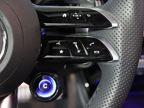 Certified 2025 Mercedes-Benz CLA 35 AMG 4MATIC image 20