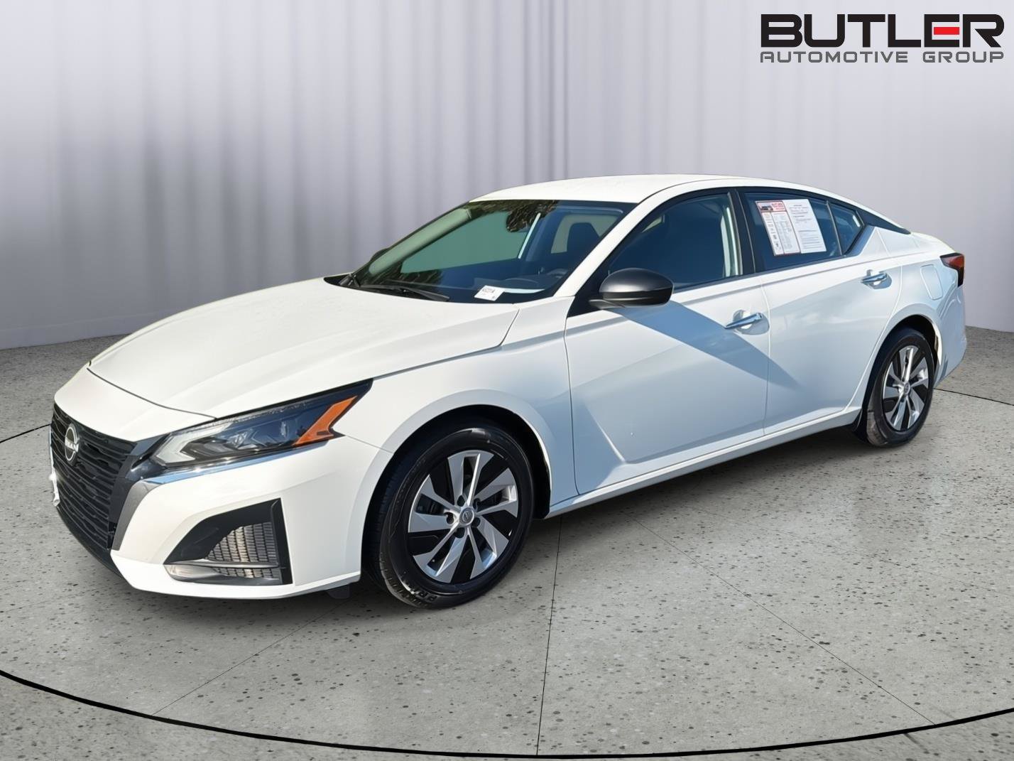 Used 2024 Nissan Altima 2.5 S FWD image 2