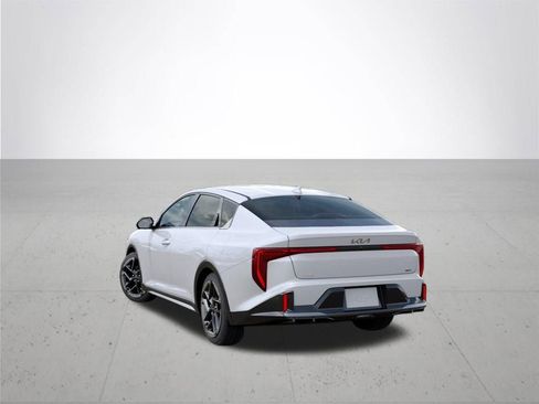 New 2026 Kia K4 EX FWD image 4