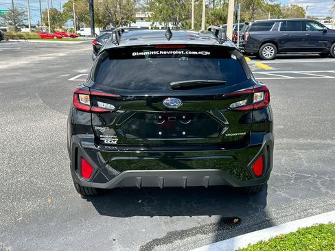 Used 2024 Subaru Crosstrek 2.0i Premium image 7