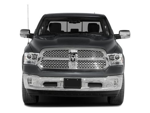 Used 2017 RAM 1500 Laramie w/ Convenience Group AWD/4WD image 4