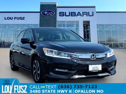 Used 2016 Honda Accord EX image 1
