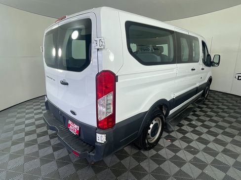 Used 2017 Ford Transit 150 XL image 8