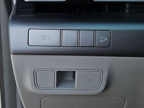 Used 2024 Hyundai Kona SEL w/ Convenience Package image 22