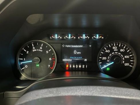 Used 2018 Ford F150 XLT w/ Equipment Group 302A Luxury AWD/4WD image 16
