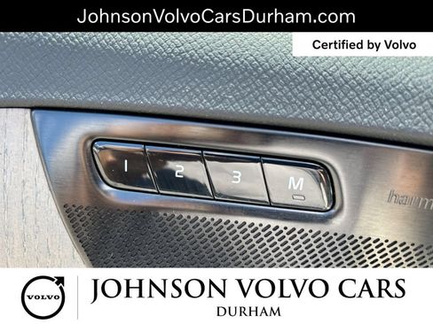 Certified 2025 Volvo XC90 T8 Plus w/ Protection Package Premier AWD/4WD image 16