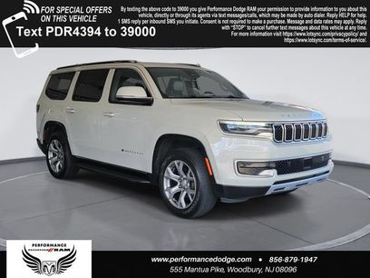 Used 2022 Jeep Wagoneer Series II w/ Rear Seat Video Group 1