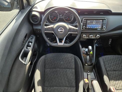 Used 2022 Nissan Kicks S w/ Interior Electronics Package FWD image 13
