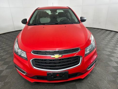 Used 2015 Chevrolet Cruze LS image 8