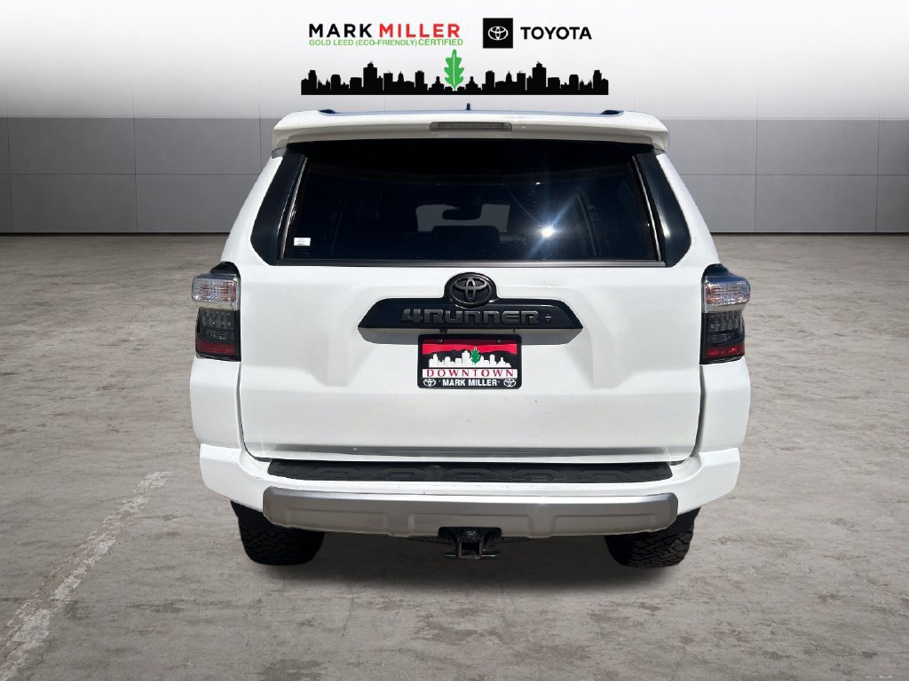 Used 2022 Toyota 4Runner TRD Off-Road AWD/4WD image 4