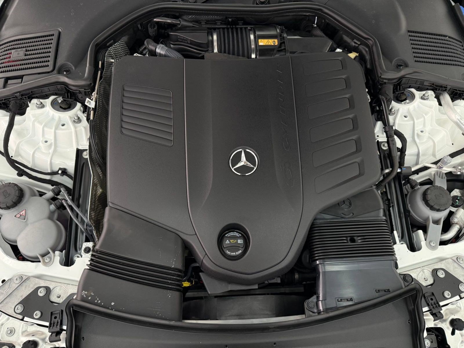 New 2026 Mercedes-Benz CLE 450 4MATIC Coupe image 32