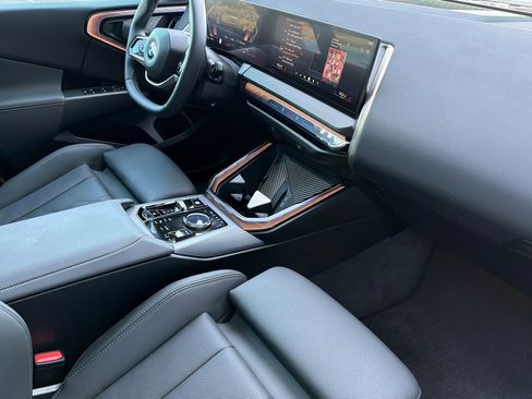 Used 2025 BMW X3 xDrive30i w/ Convenience Package image 20