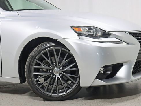 Used 2015 Lexus IS 250 AWD w/ Navigation System Package image 5