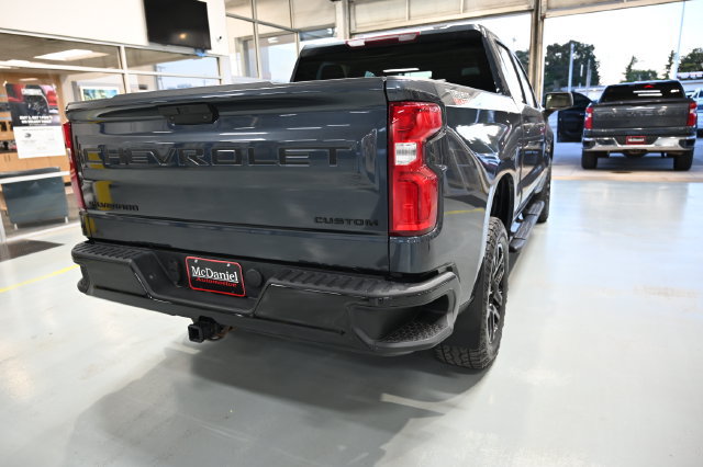 Used 2022 Chevrolet Silverado 1500 Custom Trail Boss w/ Safety Confidence Package AWD/4WD image 5