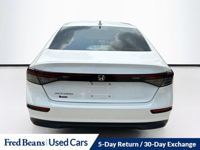 Used 2023 Honda Accord EX image 8