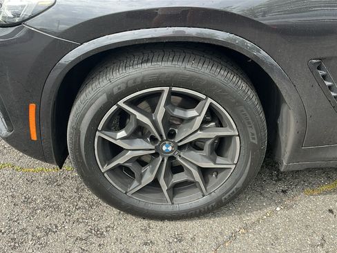 Used 2024 BMW X4 xDrive30i w/ Premium Package AWD/4WD image 8