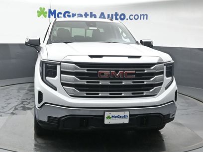 New 2026 GMC Sierra 1500 SLE w/ Preferred Package