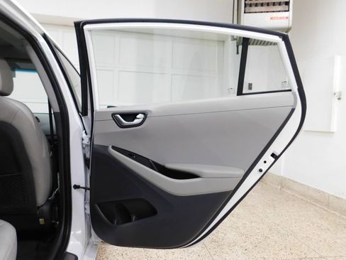 Used 2018 Hyundai Ioniq Limited FWD image 87