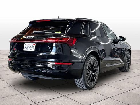 Used 2024 Audi Q8 e-tron Prestige w/ Prestige Package AWD/4WD image 14