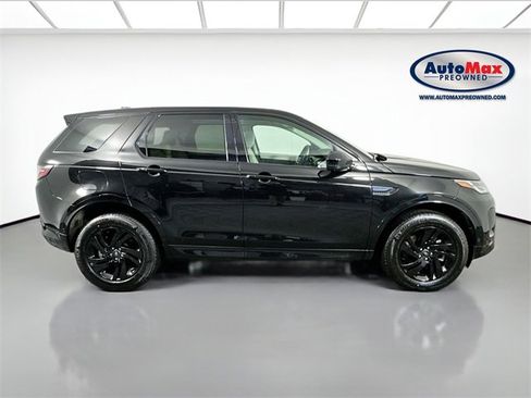 Used 2024 Land Rover Discovery Sport S image 10