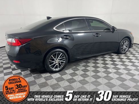 Used 2016 Lexus ES 350 image 4