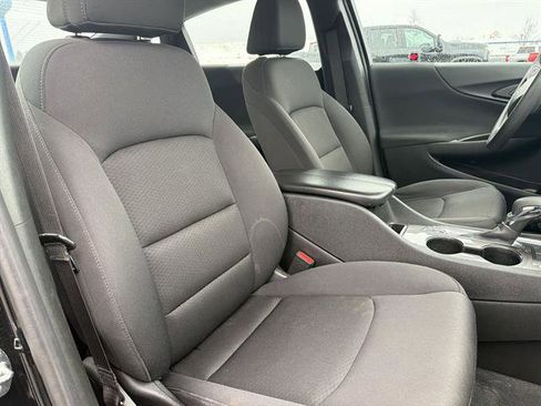 Used 2022 Chevrolet Malibu LT image 23