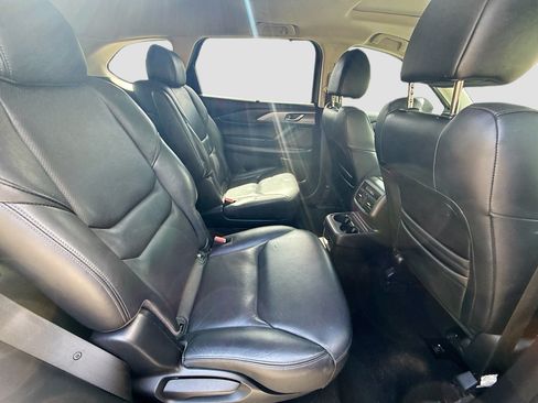 Used 2021 MAZDA CX-9 Touring w/ Touring Premium Package FWD image 28