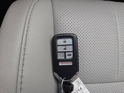 Used 2020 Honda Accord EX-L image 31