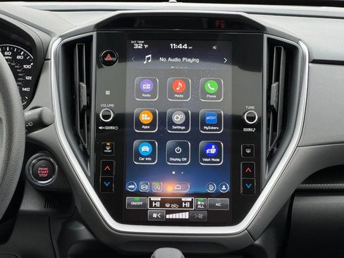 Used 2024 Subaru Crosstrek 2.0i Premium image 13