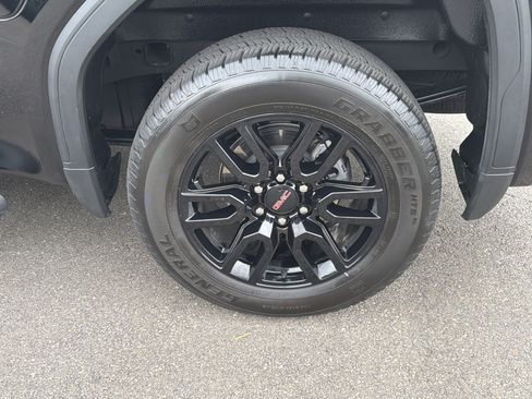Used 2025 GMC Sierra 1500 Elevation AWD/4WD image 19