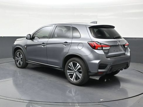 Used 2022 Mitsubishi Outlander Sport ES FWD image 5