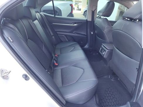 Used 2019 Toyota Camry XSE w/ Navigation Package FWD image 22