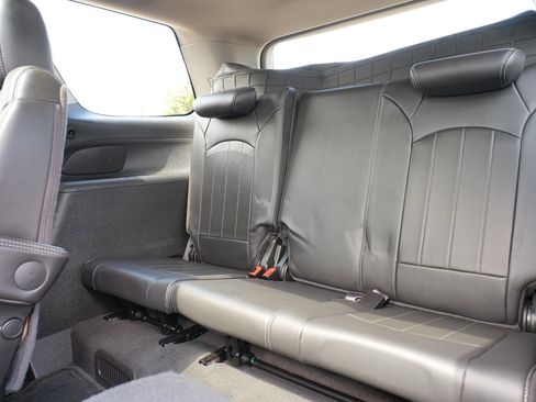 Used 2013 GMC Acadia Denali AWD/4WD image 27