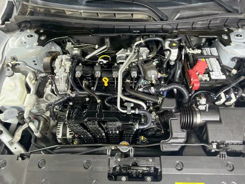 Used 2024 Nissan Altima 2.5 SR FWD image 30