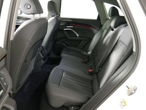 Certified 2025 Audi Q5 Premium w/ Convenience Package AWD/4WD image 28